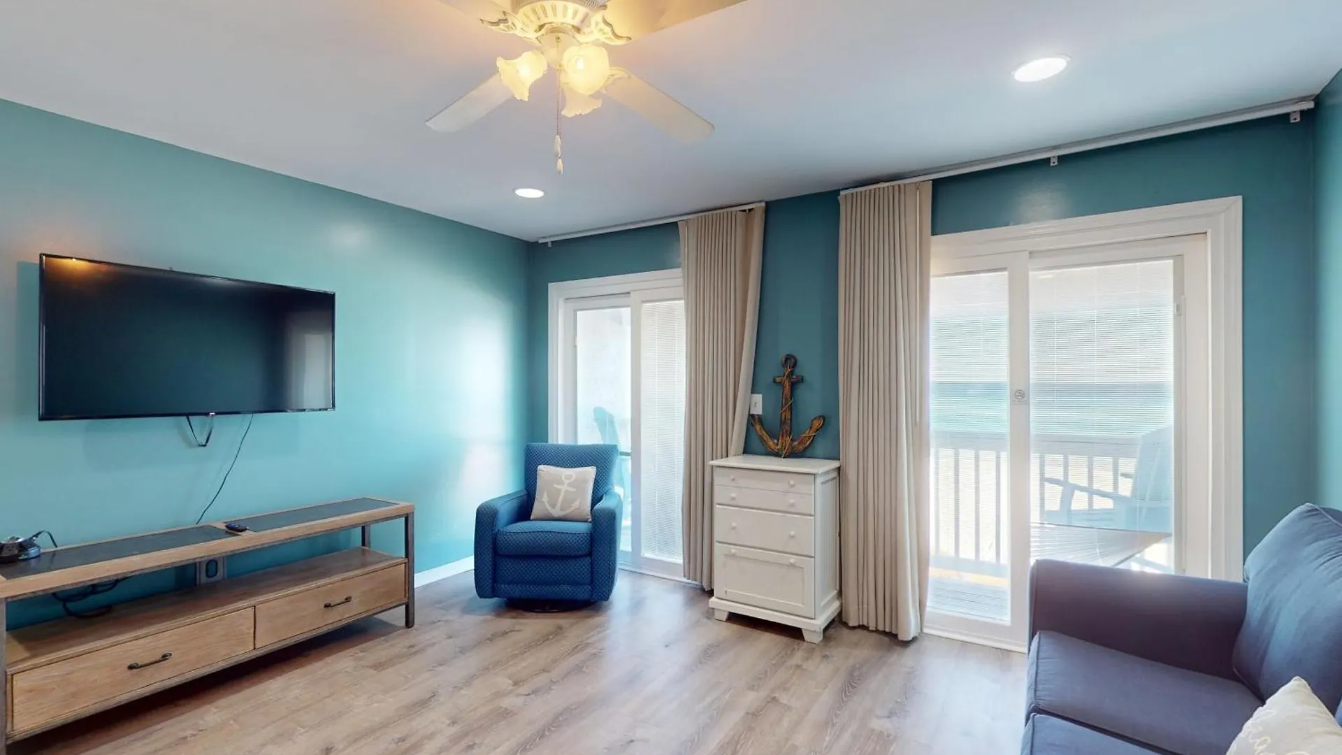 Front Beach Retreat C & B2 Panama City Beach 0*,  United States