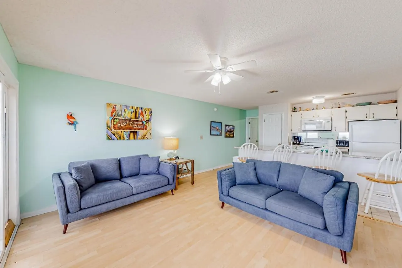 Front Beach Retreat C & B2 Panama City Beach