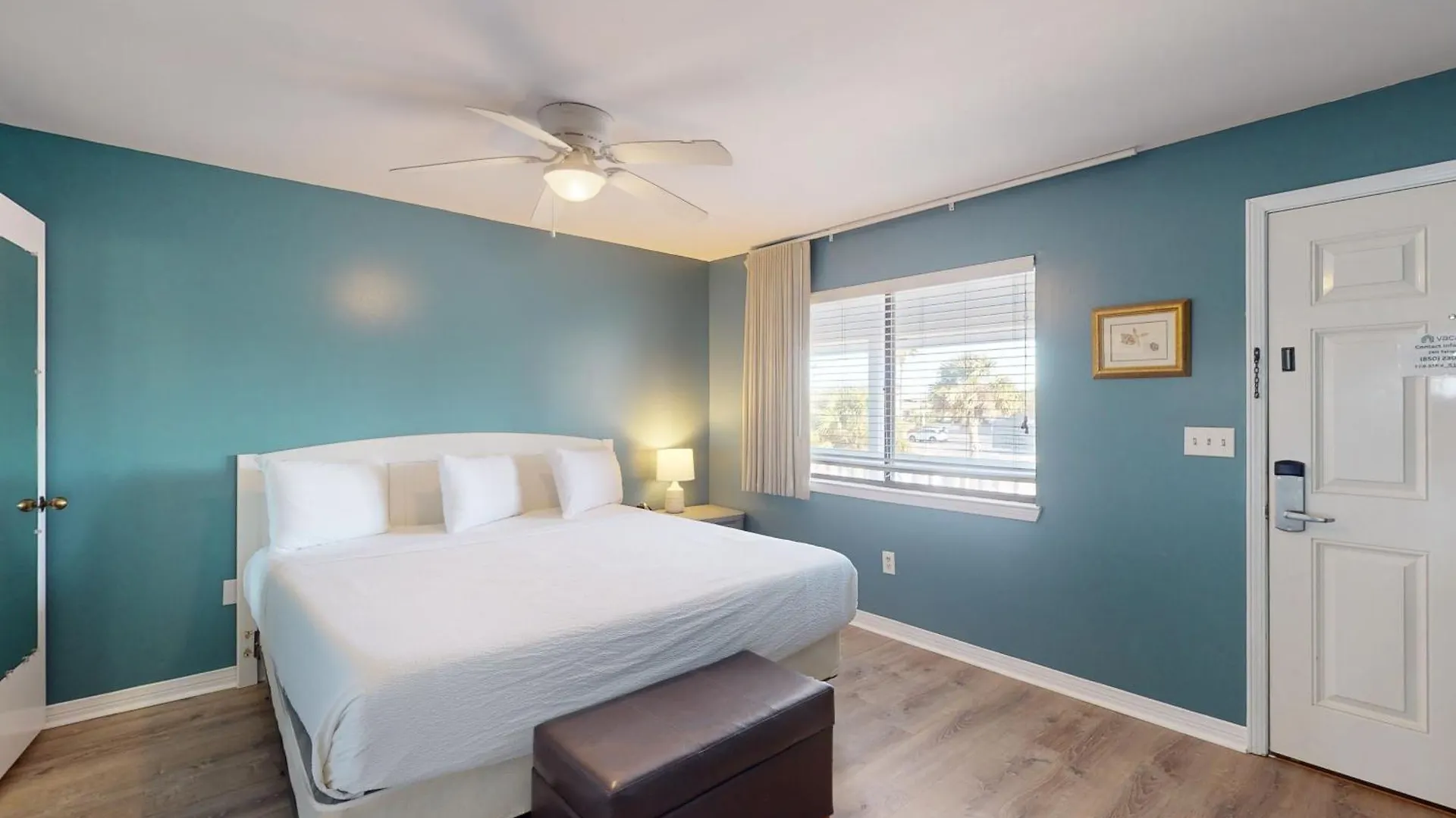 Front Beach Retreat C & B2 Panama City Beach